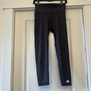 Adidas women’s gray athletic leggings